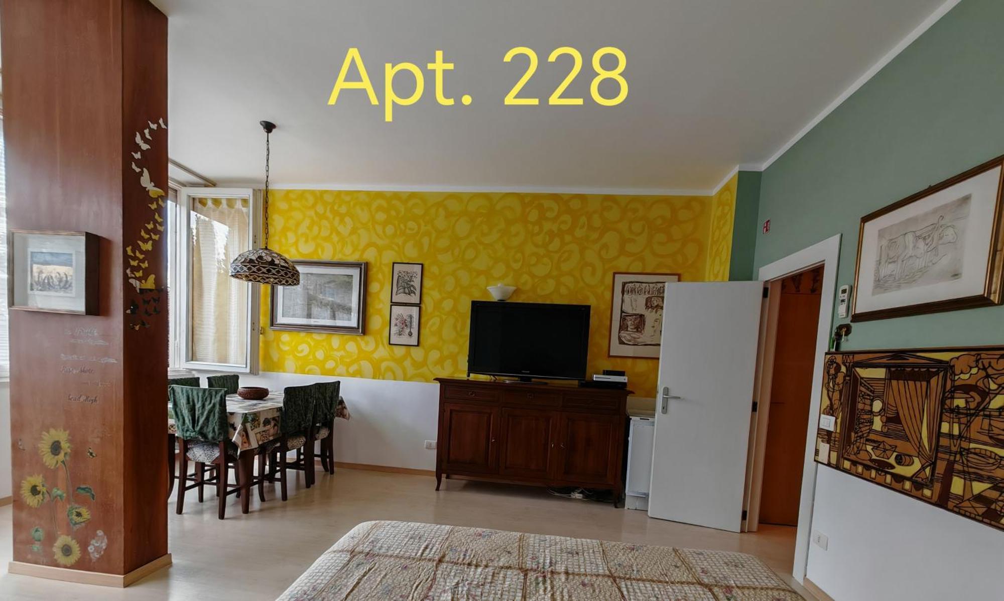 Garda Apartments In Euroresidence Екстер'єр фото